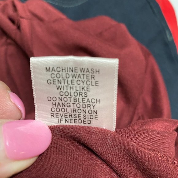 S/P J For Justify Roll Cuff Tee Shirt Top Soft Stretch Lace-Up Back Maroon - Picture 8 of 8